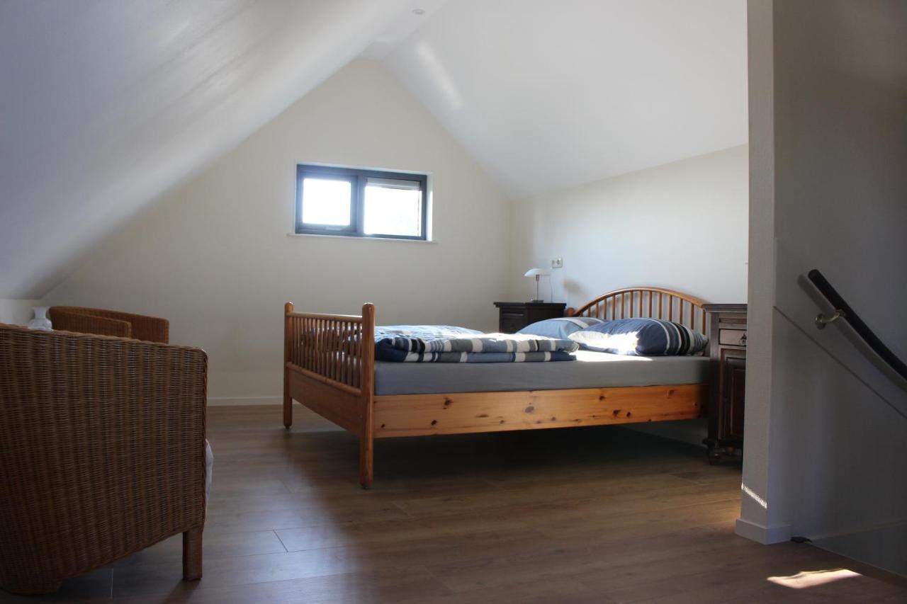 Logement De Garage Sneek Esterno foto