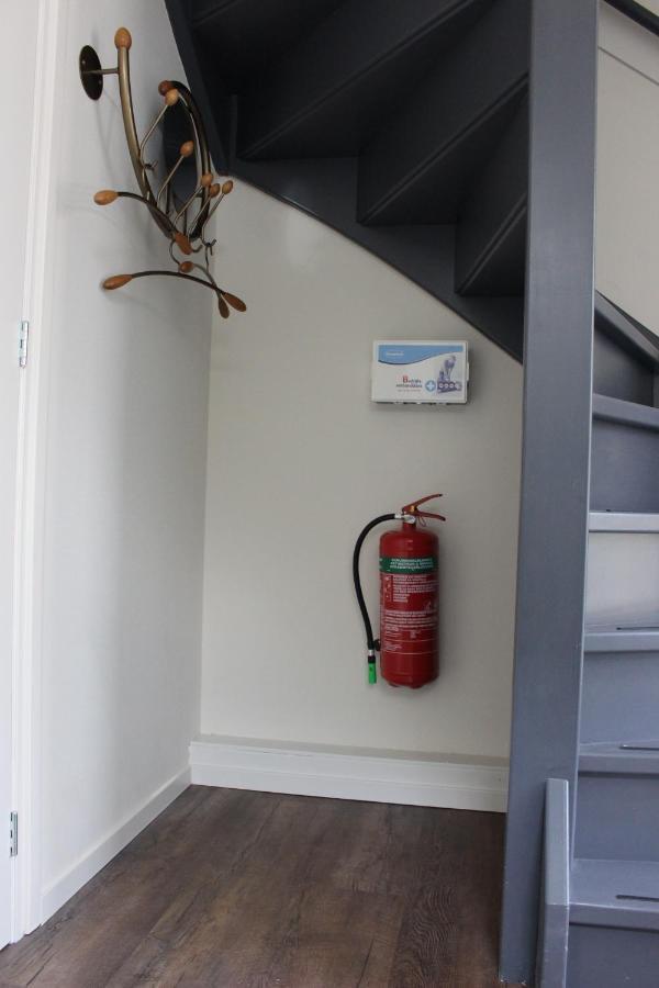 Logement De Garage Sneek Esterno foto