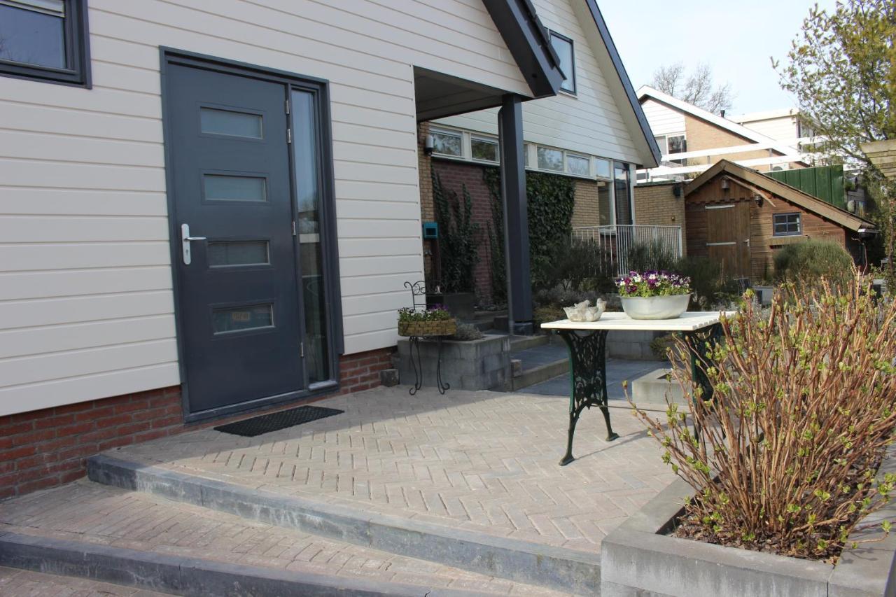 Logement De Garage Sneek Esterno foto